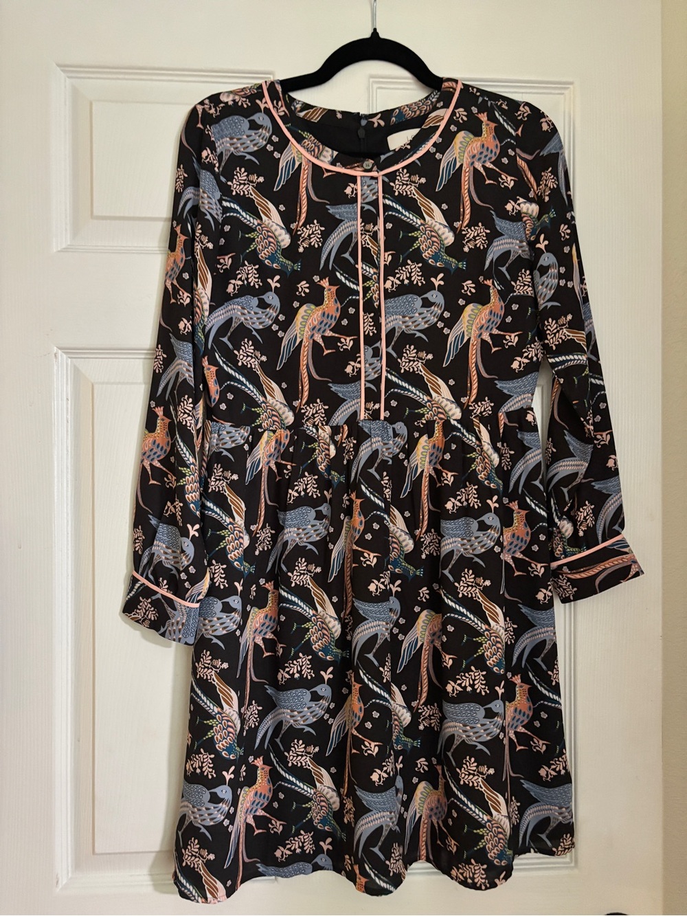 LOFT Black dress with Multicolor Bird & Floral Print size 6P new without tag.